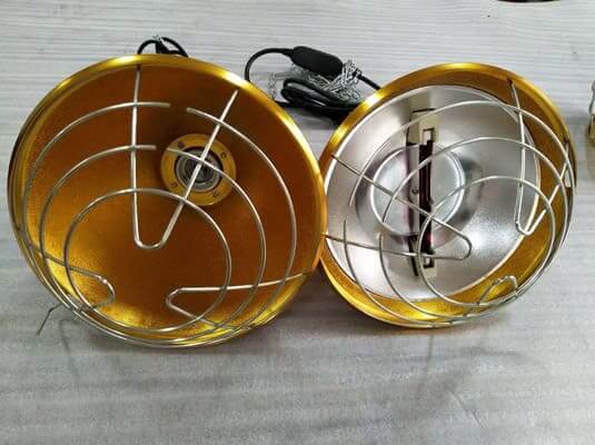 Gold anodized aluminum disc for lampshade