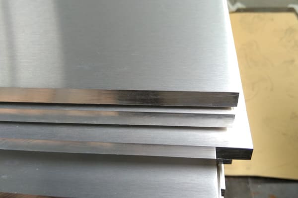 What are the information factors in using aluminum sheets?